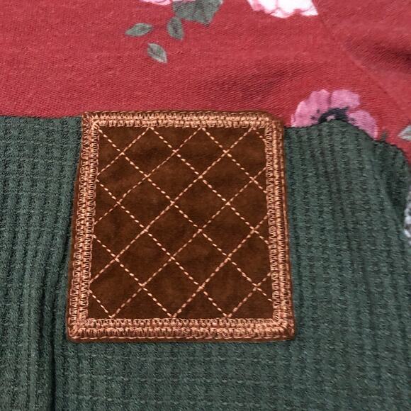 Now N Forever (M) Floral Colorblock Waffle Knit 3/4 Sleeve Top Suede Pocket - Picture 7 of 11